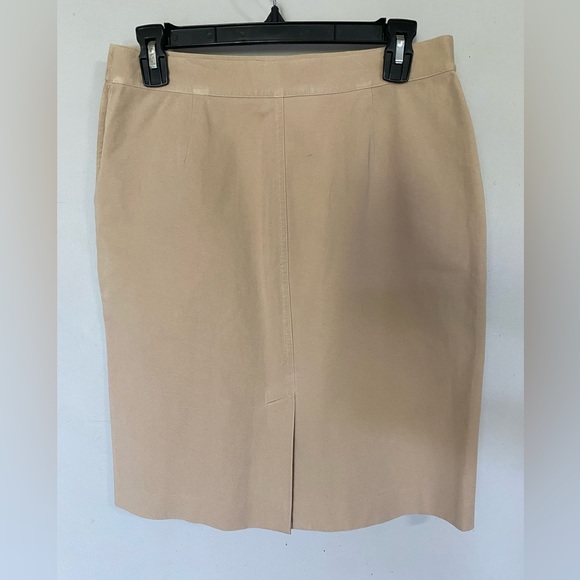 Lauren Ralph Lauren Khaki Skirt with Button Detail Size 4 - Picture 13 of 13